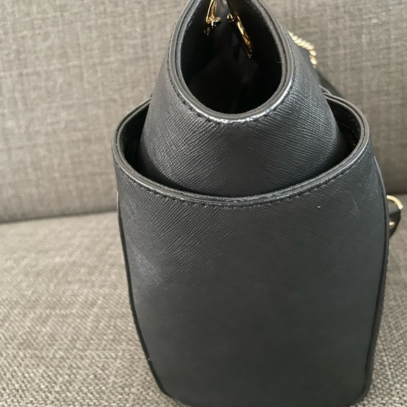 Michael Kors bag - Picture 2 of 9